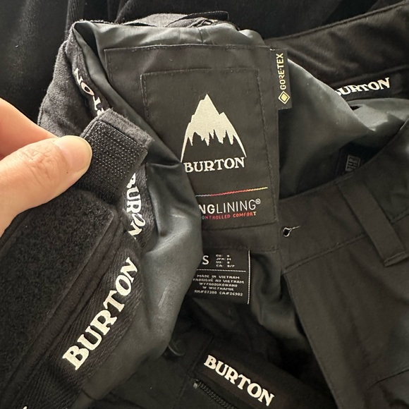 Burton Women’s GORE-TEX insulated Snowboard Pants - black in size Small - Picture 10 of 12